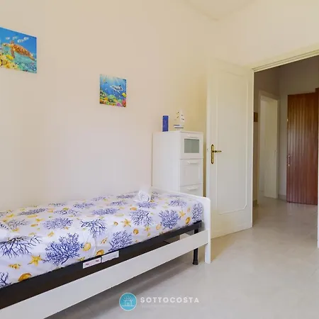 Iris Flat - * San Foca